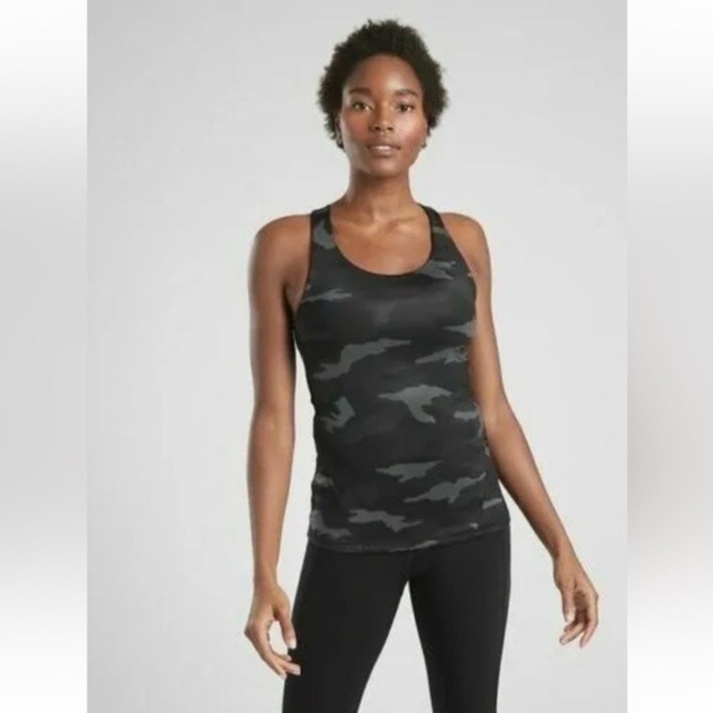 014 Athleta Contender Camo Support Bra Tank S